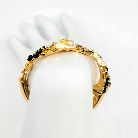 Vintage Kenneth Jay Lane Hinged Magnetic Cuff w Enamel, Pearl, Swarovski Crystal - Picture 7 of 17